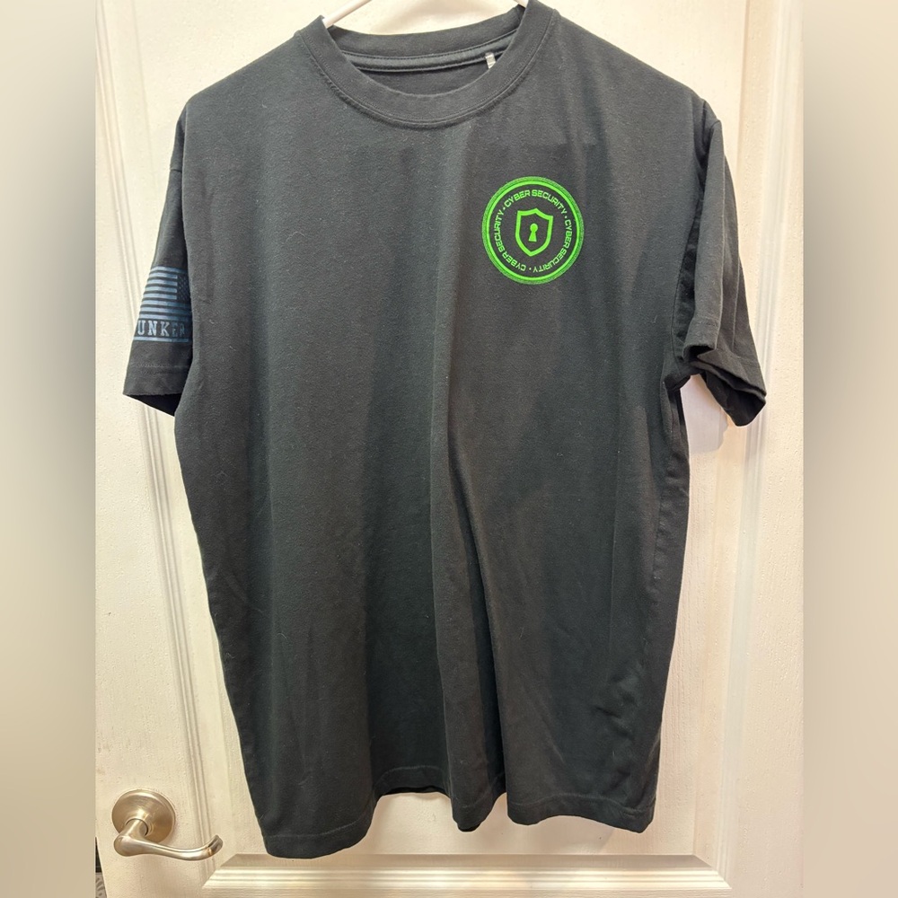 Men’s Bunker 27 Cyber Security Charcoal Tee w/Green Logo Size Large